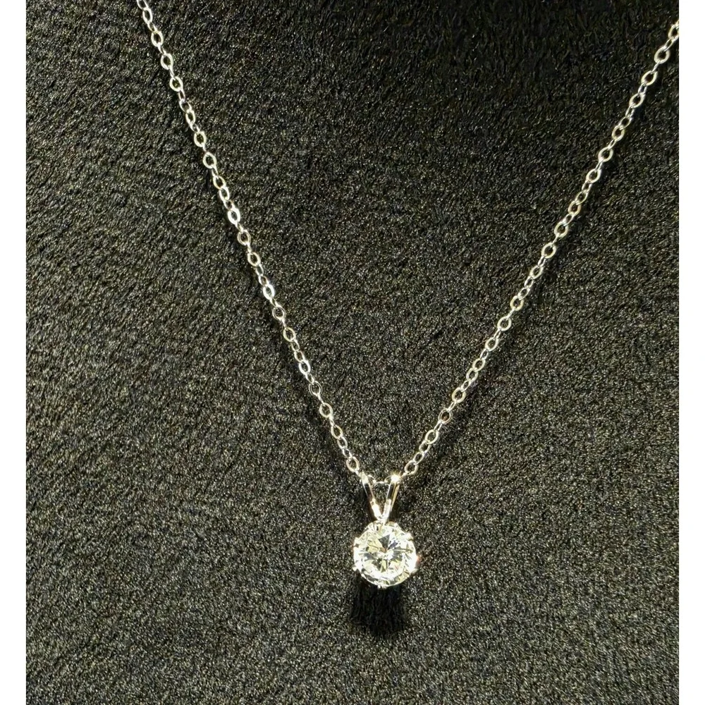Beautiful Cubic Zirconia Solitaire Pendant Marked With OOC 925 Sterling Necklace